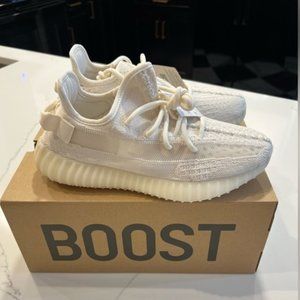 **NEW** Yeezy Boost 350 V2 Sz 7.5 Bone